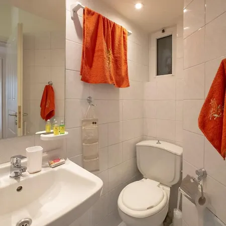 Flat Next To Beach & Venetian Port *
