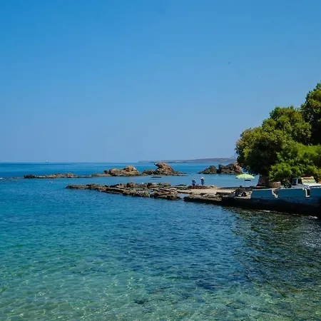 Flat Next To Beach & Venetian Port