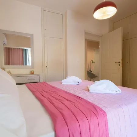 Flat Next To Beach & Venetian Port Appartement *