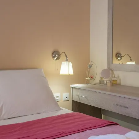 Flat Next To Beach & Venetian Port *