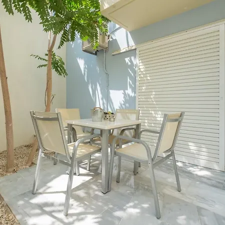 شقة Flat Next To Beach & Venetian Port خانيا